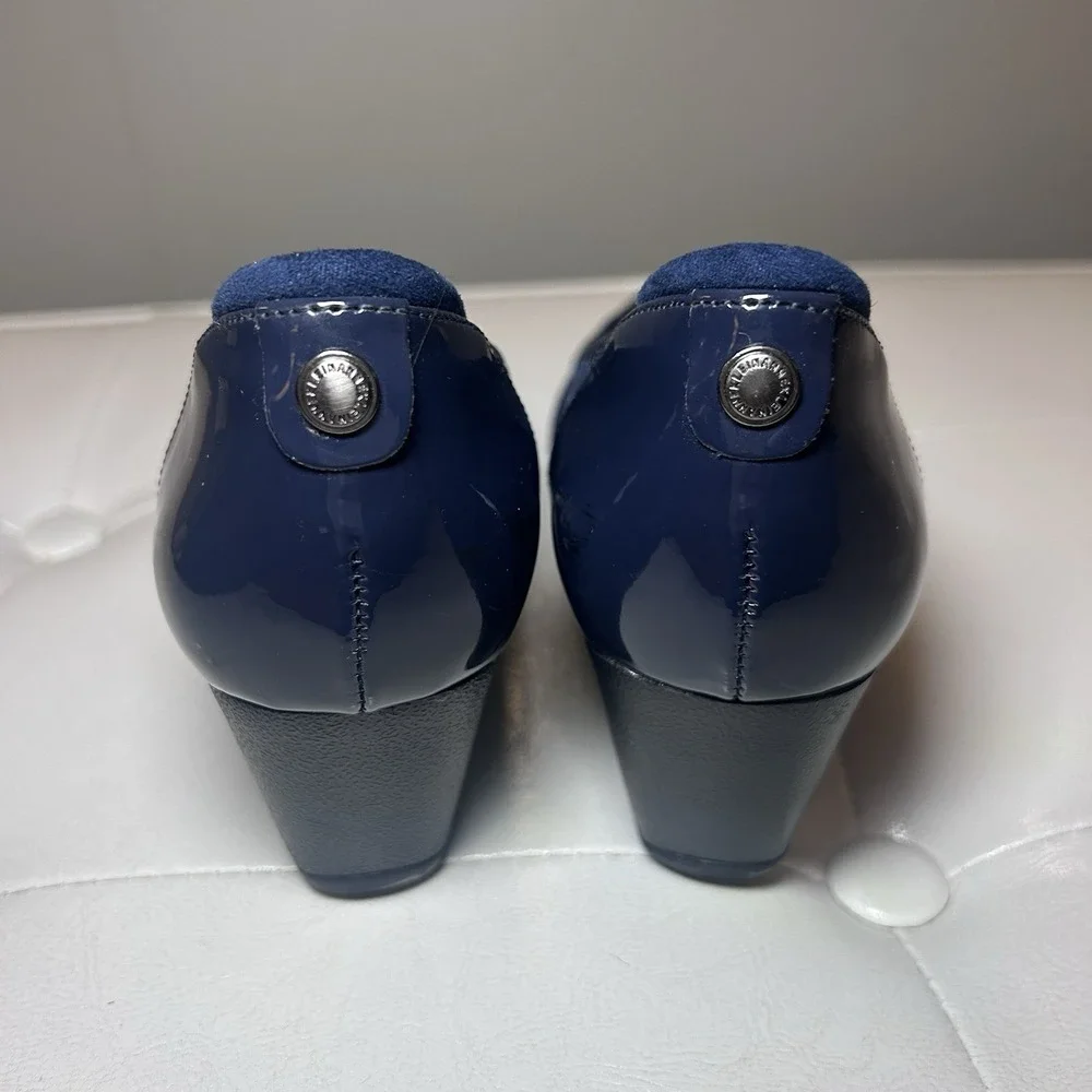 Anne Klein‎ Size 6 Women's Timeout Wedge Heel Pump Navy